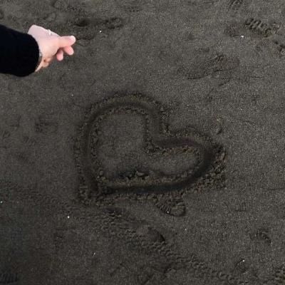 威尼斯欢乐娱人棋牌app下载